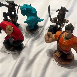 Disney Infinity Characters Figures